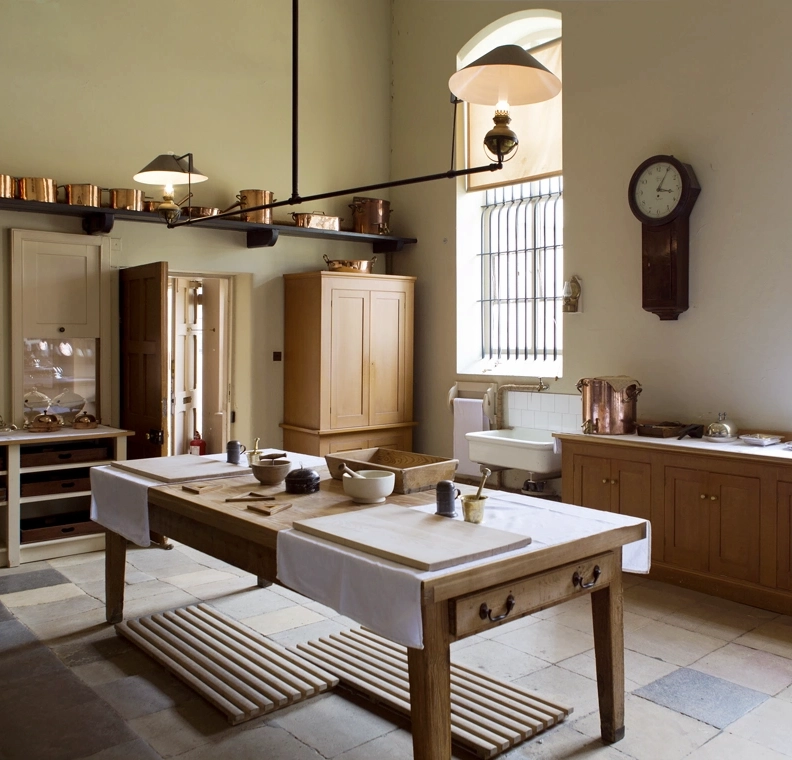 Table villa floor building home cottage